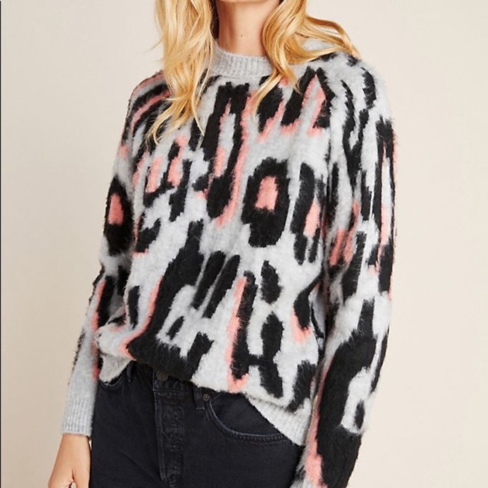 🆕 | 🖤 Anthropologie Cheetah Pullover